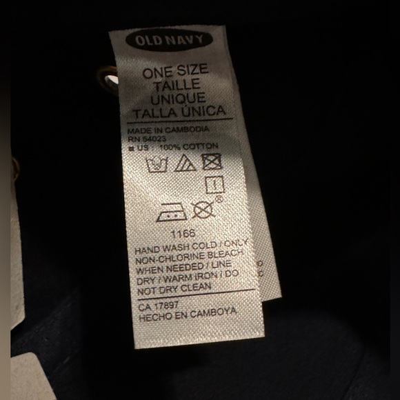 Old Navy, American Flag Adjustable Hat - Picture 6 of 6